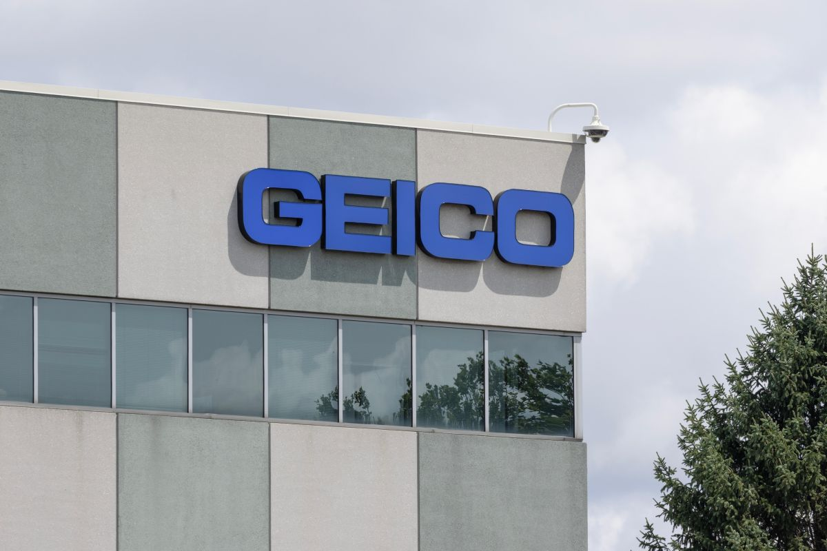 GEICO Vehicle Safety Technology Features 2025: 7 Smart Upgrades You’ll Love